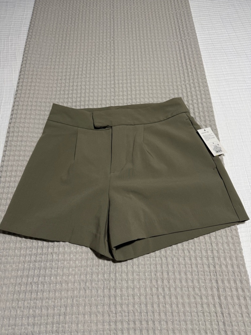 a new day Olive Green Tailored Women's Shorts